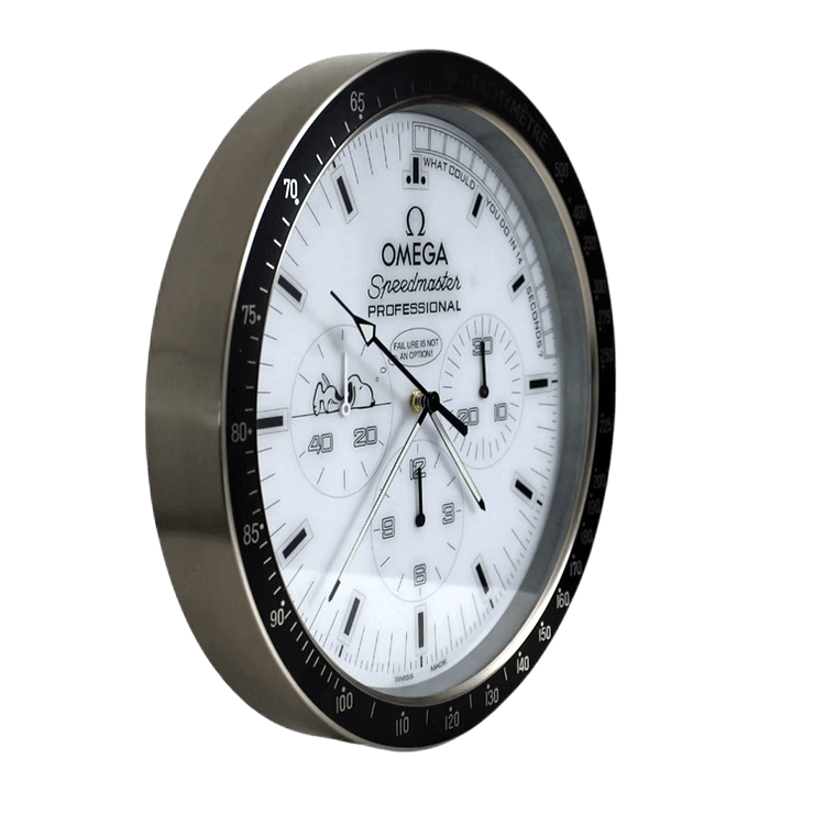 🚀 Horloge Murale Omega Speedmaster Snoopy – Légende Spatiale & Design Collector