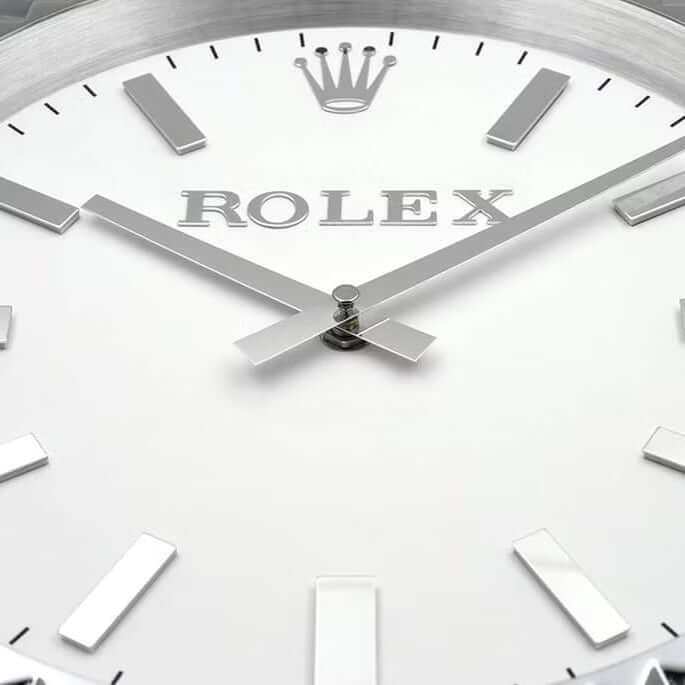 Luxury Wall Clock Datejust Style Rolex Silver - Timeless Elegance and Accuracy