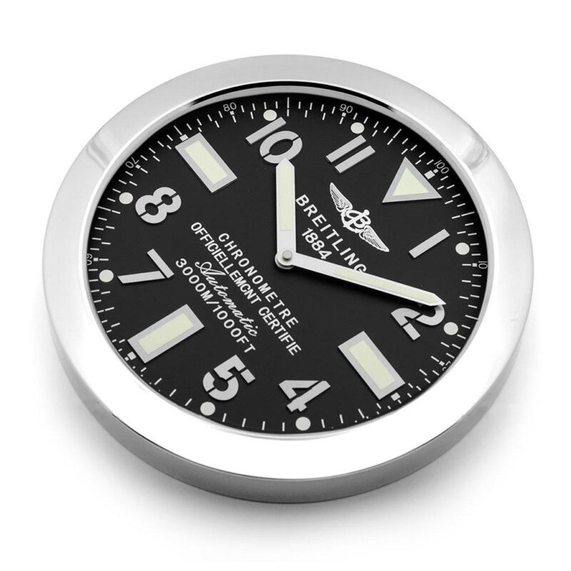 Breitling Avenger BR04