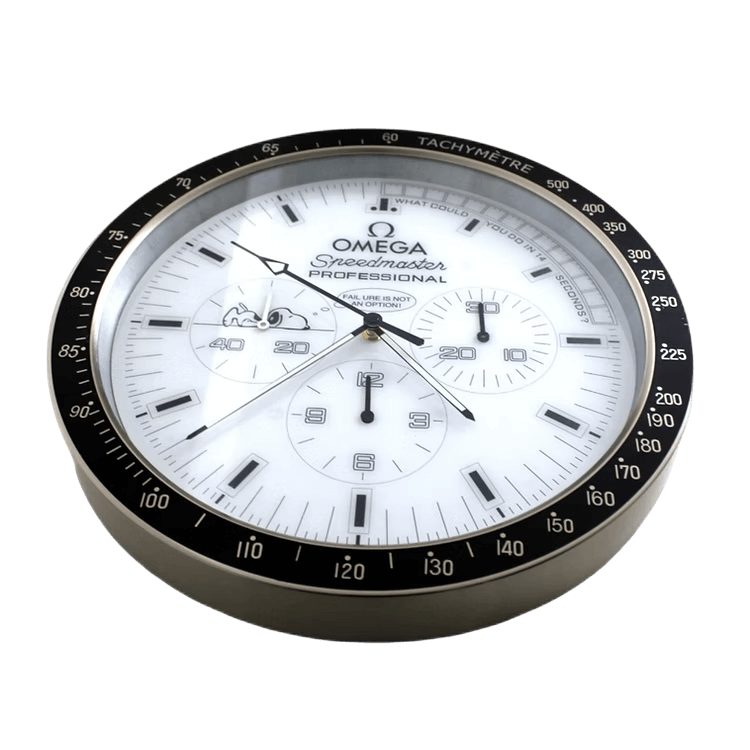 🚀 Horloge Murale Omega Speedmaster Snoopy – Légende Spatiale & Design Collector