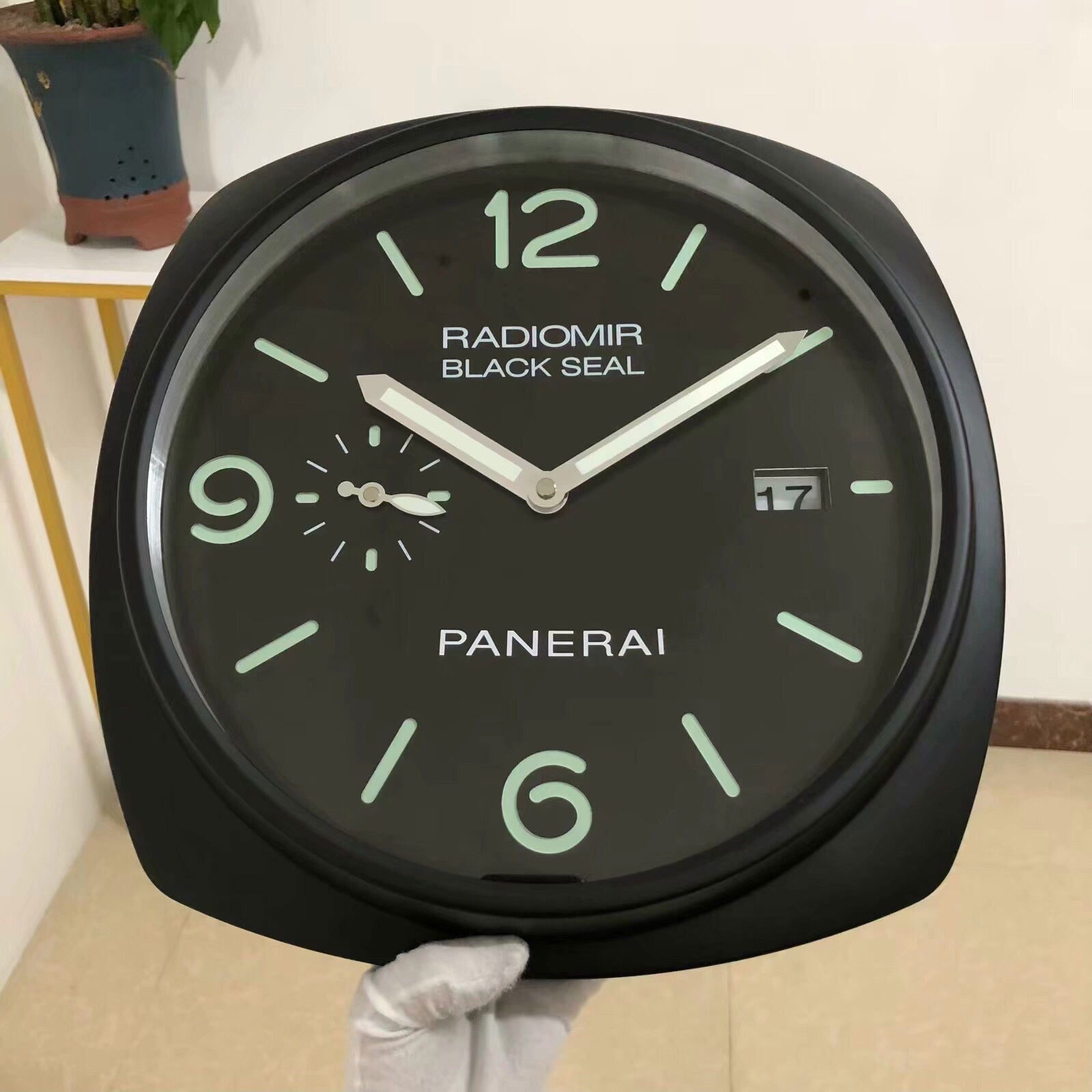 Radiomir wall clock