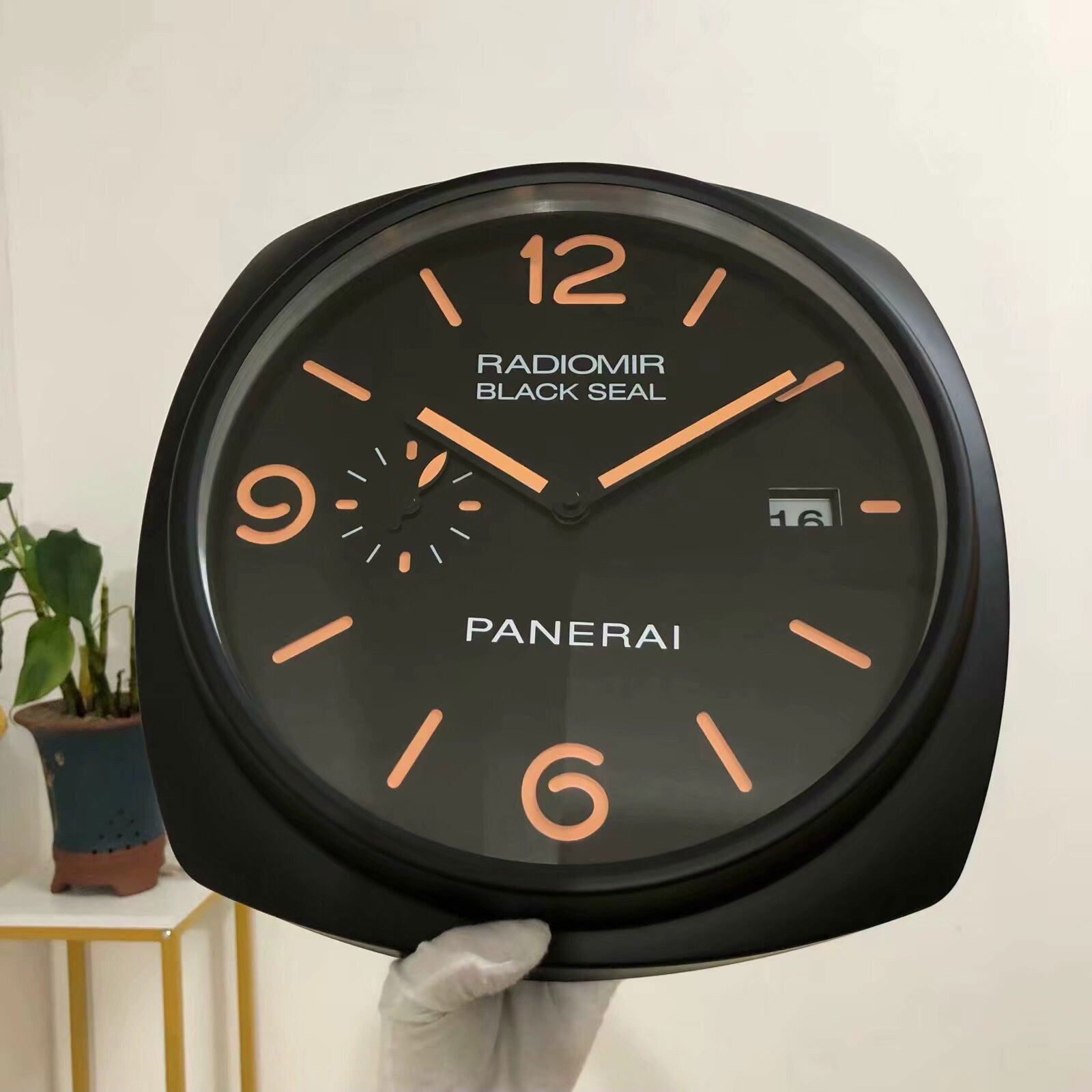Radiomir wall clock