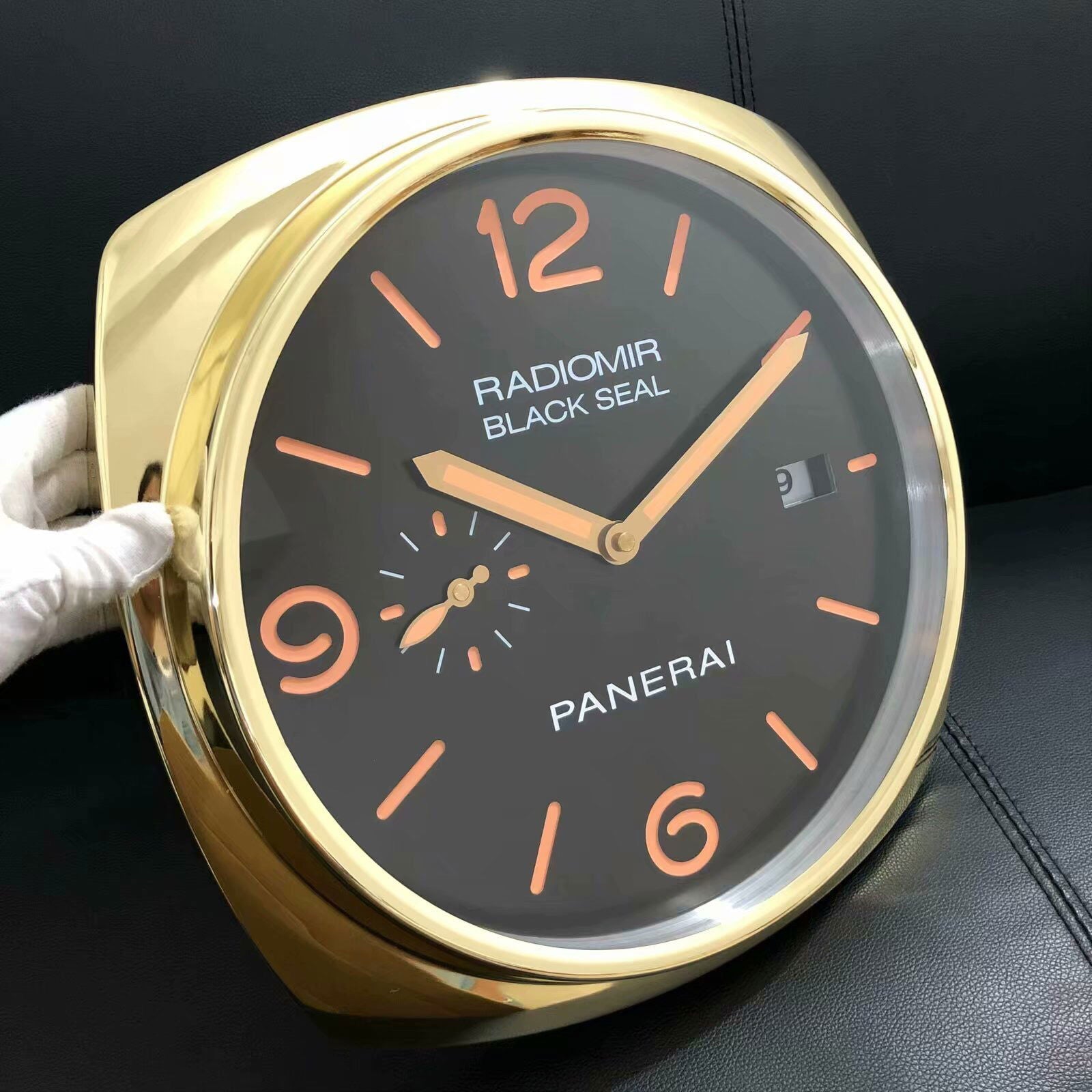 Radiomir wall clock
