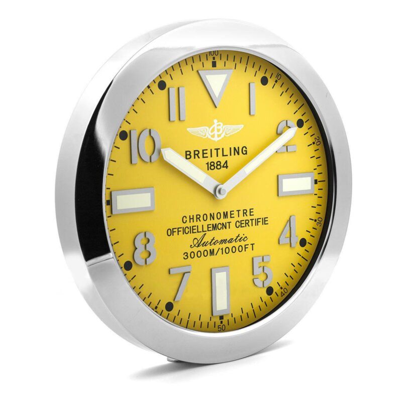 Breitling Avenger BR07