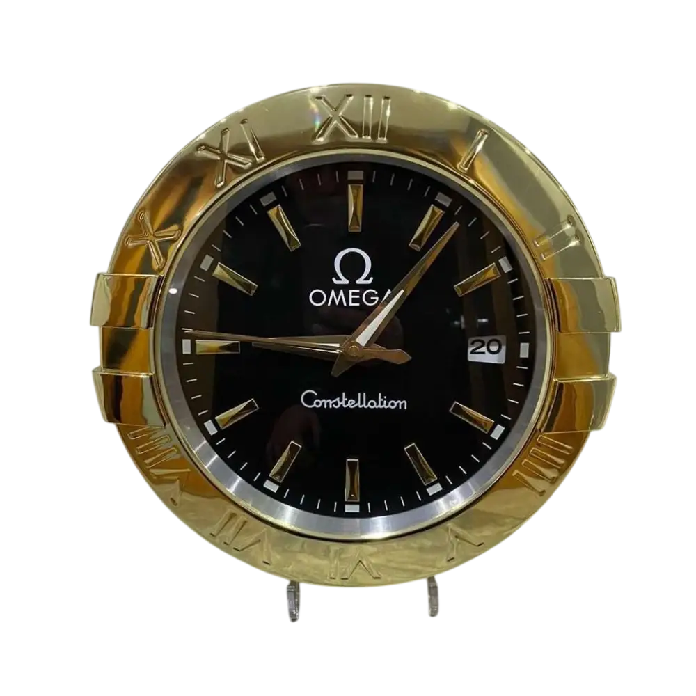 Horloge Murale de Luxe OMEGA - Design Suisse Épuré et Précision Exceptionnelle